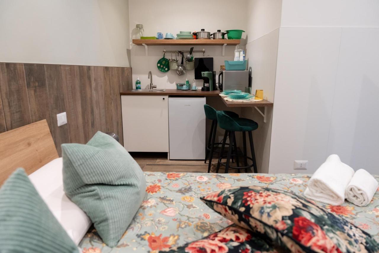 Bed and Breakfast Palazzo Nicolaus Del Lungomare Bari Esterno foto