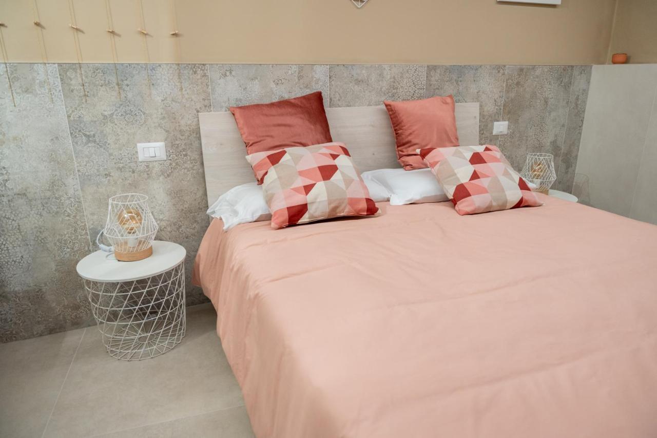 Bed and Breakfast Palazzo Nicolaus Del Lungomare Bari Esterno foto