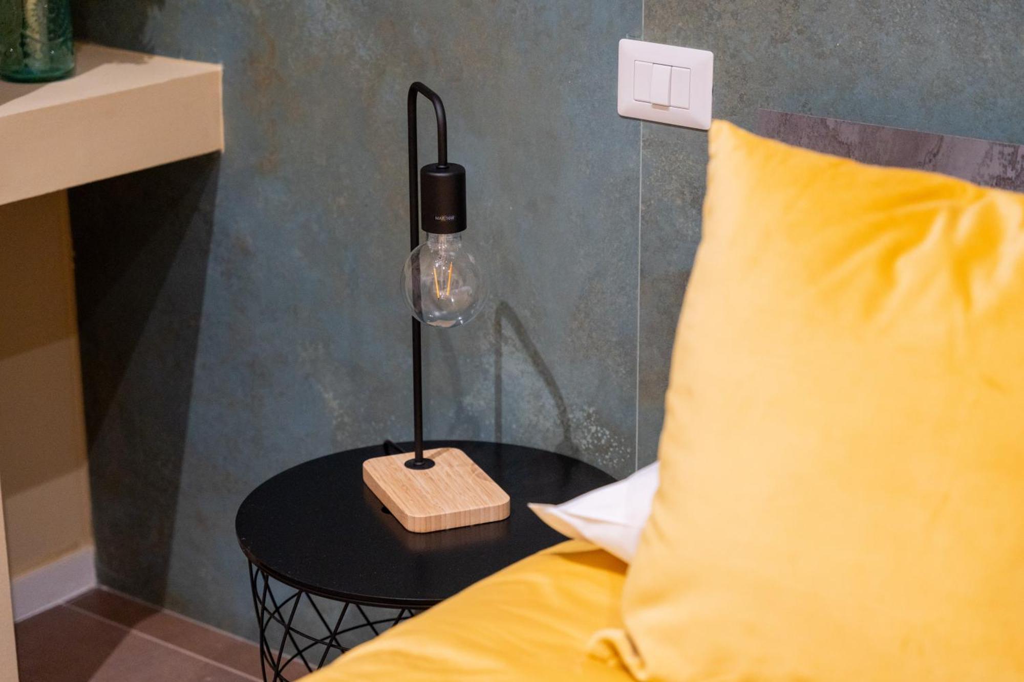 Bed and Breakfast Palazzo Nicolaus Del Lungomare Bari Esterno foto